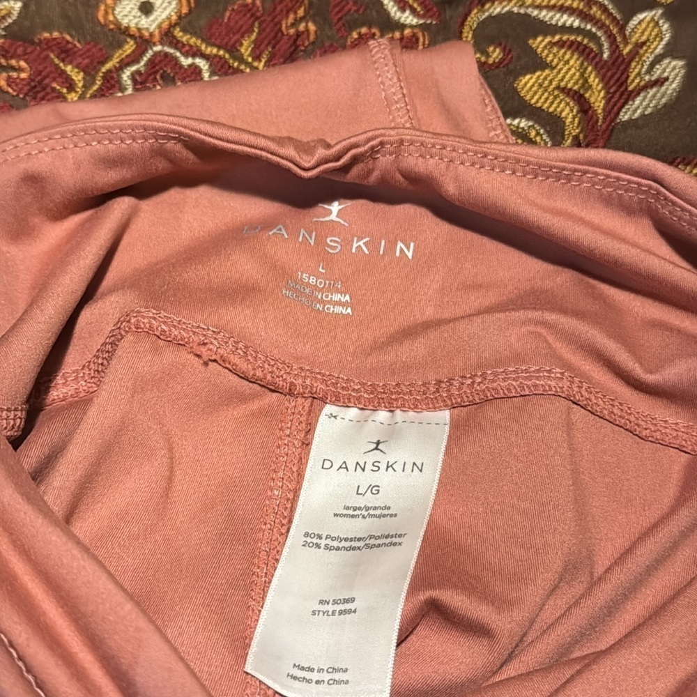 Danskin Ladies' Lightweight 7/8 Legging Pink Large New - Picture 8 of 9